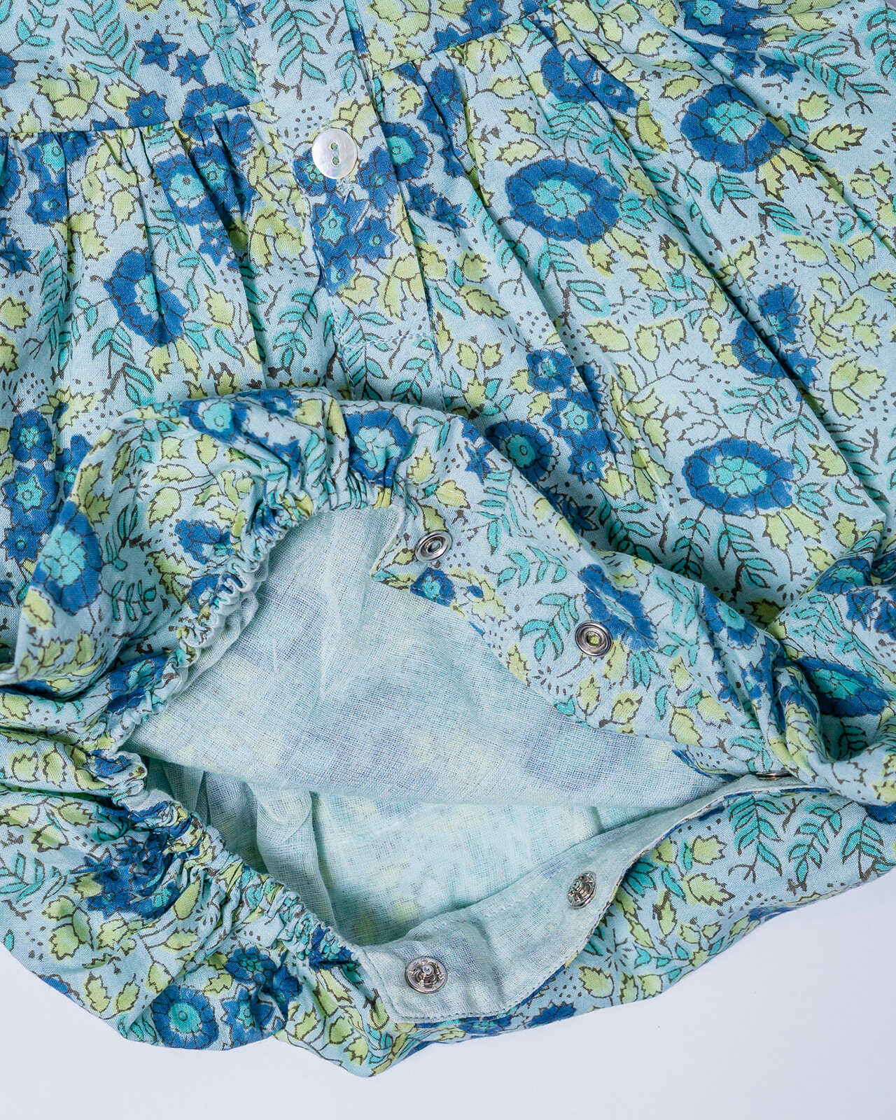 Poppy Romper & Floral Swaddle Gift Set - Image 4