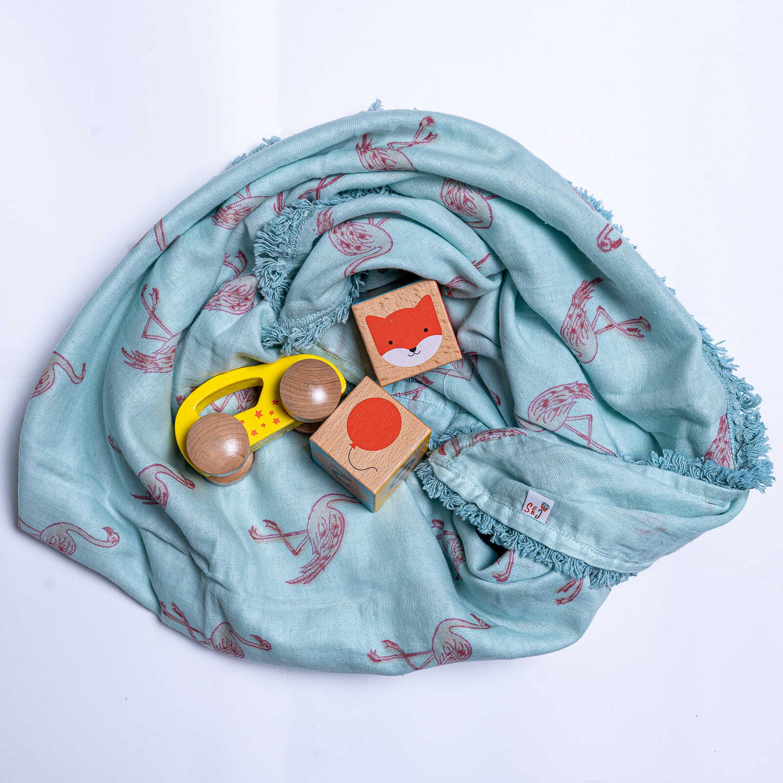 Organic Cotton Muslin Flamingo Swaddle - Blue Lace - Image 6