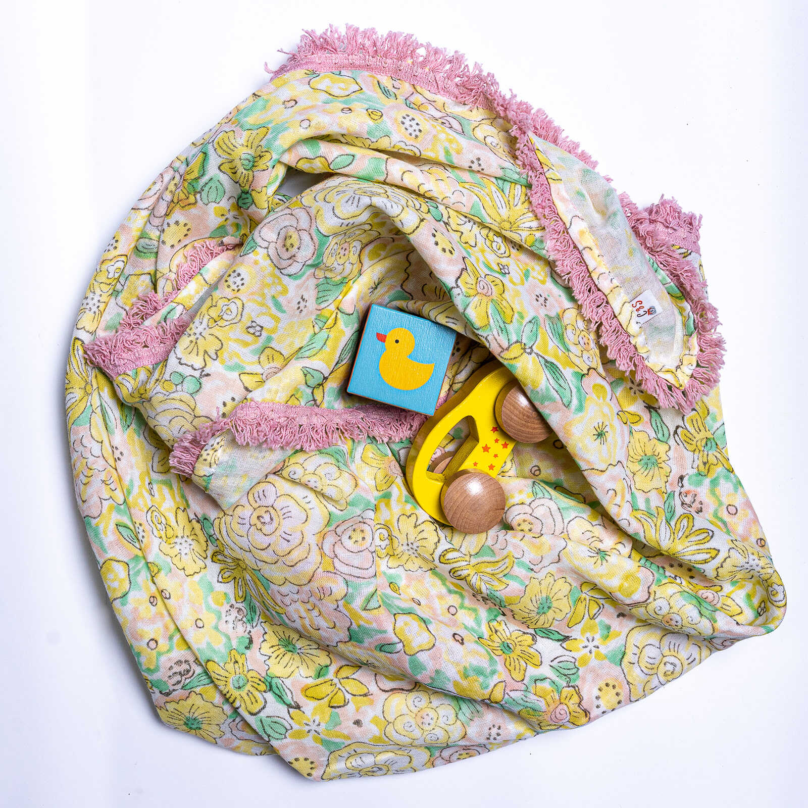 Organic Cotton Muslin Floral Swaddle - Pink Lace - Image 3
